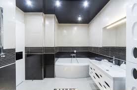 Натяжной потолок в ванную комнату. Черный Глянец