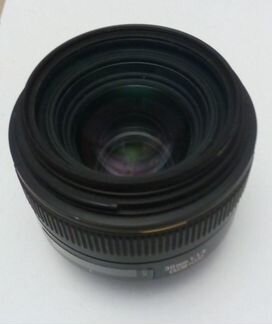 Sigma 30 mm 1:1.4 Nikon