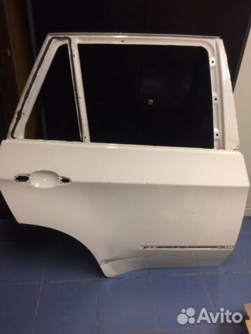 Дверь задняя правая BMX, X5, E70