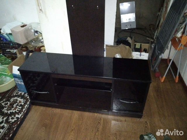 Тумба под телевизор