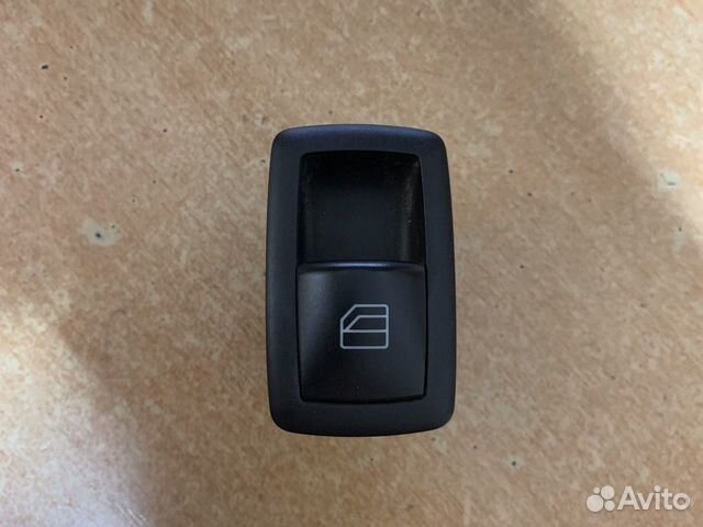 Кнопка стеклоподъемника Mercedes w164 ML-GL-R
