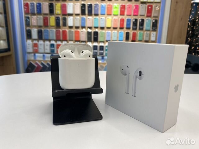Apple AirPods 2 Wireless Charging