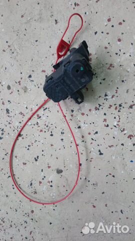 Замок лючка бензобака Audi A4 B8