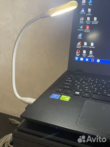 Лампа настольная