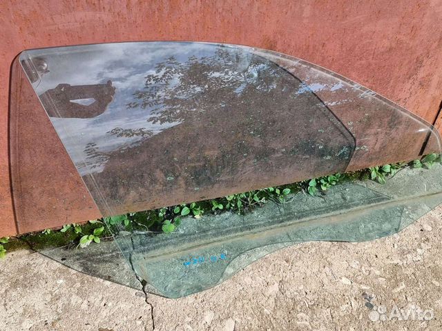 Стекло передней правой двери Мерседес w211