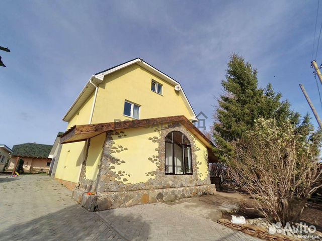 

4-к. коттедж, 200 м²