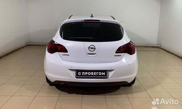 Opel Astra `2012