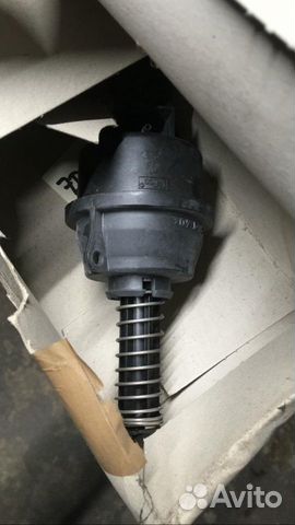 Вакуумный привод (клапан) Фольксваген Т4