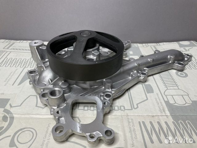 Помпа Мерседес OM276 Новая Оригинальная