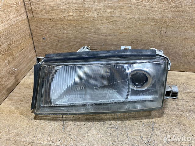 Фара левая Skoda Octavia Tour дорест 141779