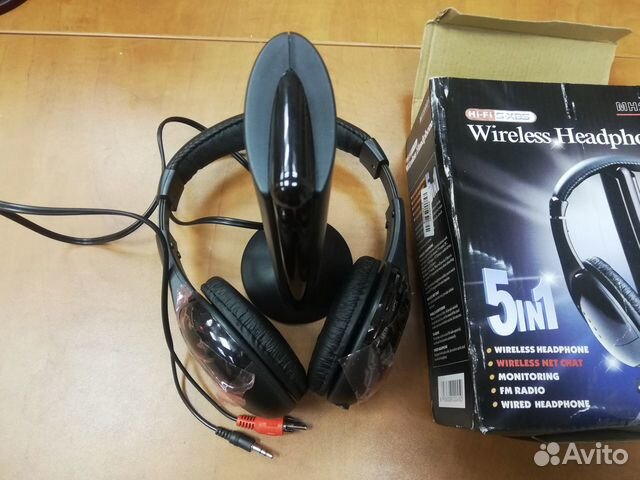 Беспроводные наушники новые