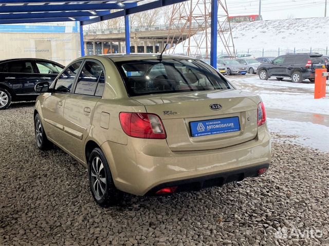 Kia Rio `2011