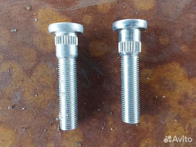 Шпильки колесные удлиненные на ниву