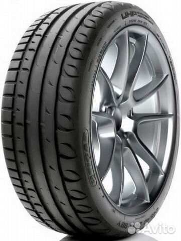Tigar UHP Ultra High Performance 245/40 R17 95W