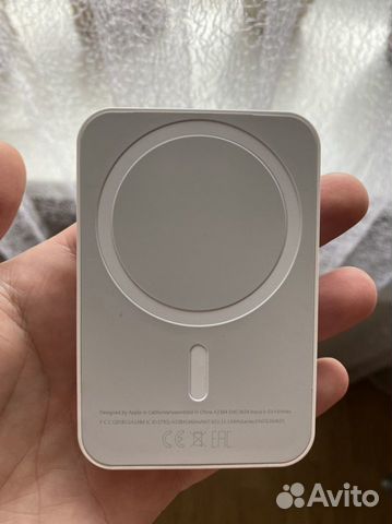 Внешний аккумулятор Apple MagSafe