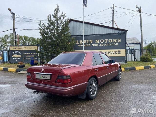 Mercedes-Benz W124 2.2 AT, 1993, 428 808 км