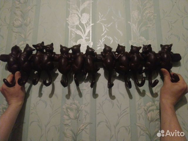 Вешалка в прихожую