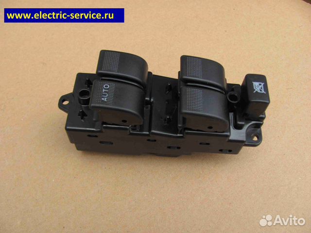 Кнопки стеклоподъемника Mazda 6 07