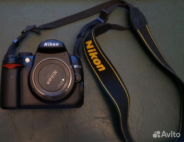 Nikon D5000