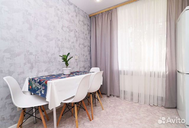 

2-к. квартира, 63 м², 3/10 эт.