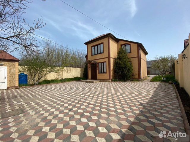 

4-к. дом, 250 м²