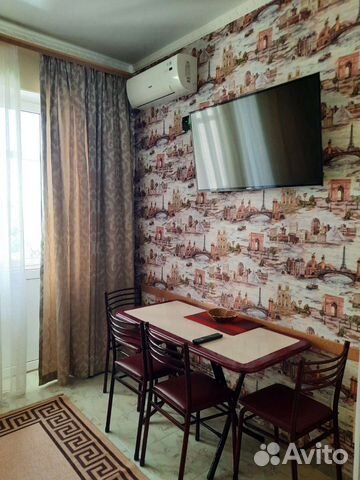

1-к. квартира, 42 м², 4/6 эт.