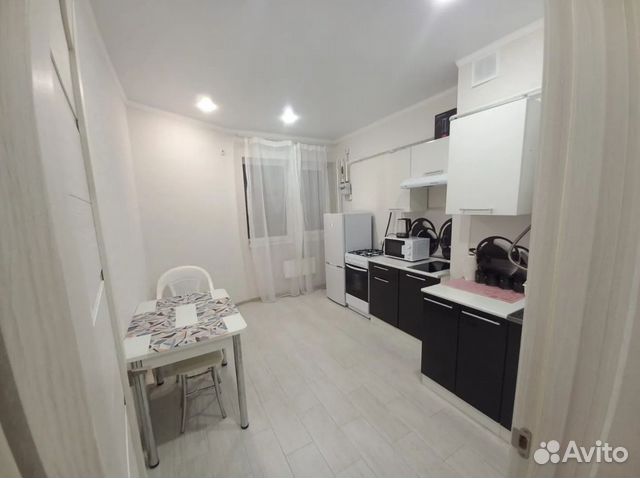 

1-к. квартира, 38 м², 3/3 эт.