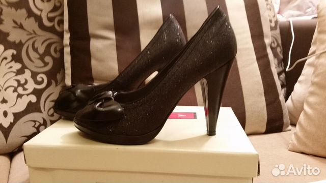 Новые босоножки Carnaby