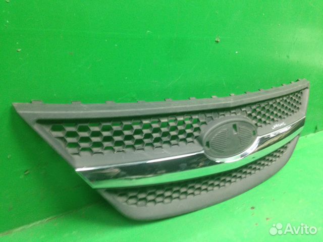 Решетка радиатора LADA Largus 12 г Решетка радиатора LADA Largus 12 г