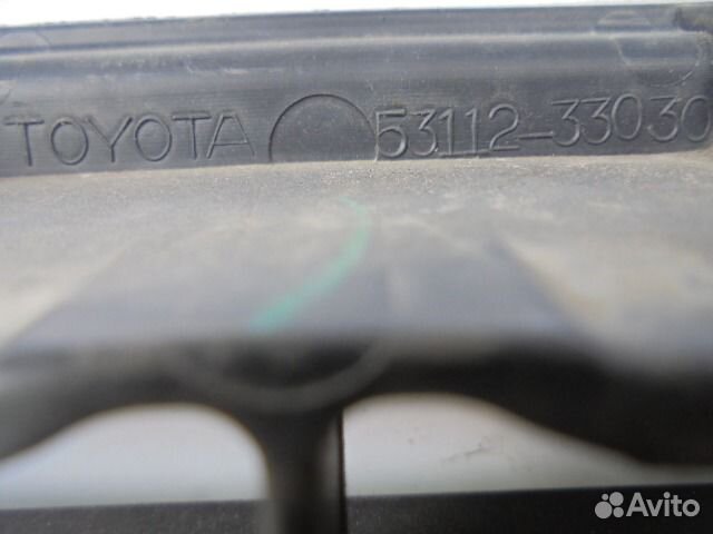Решётка переднего бампера Toyota Camry 06-09 г.в