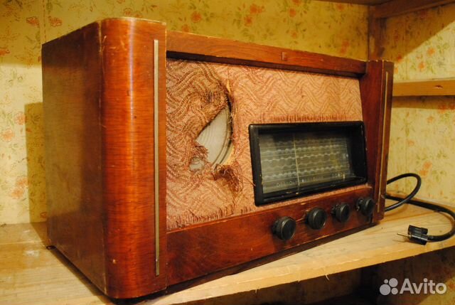Винтажный радиоприёмник ламповый Punane RET VV-662