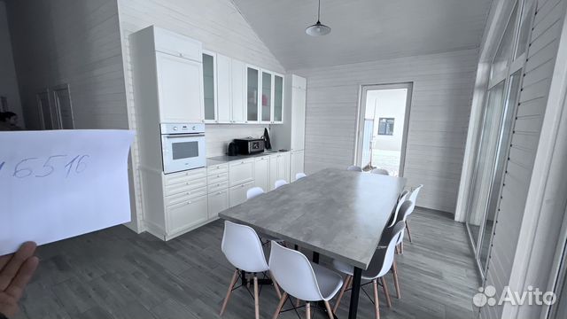 

4-к. коттедж, 140 м²