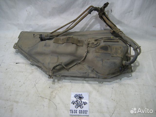 Бензобак Lexus RX400h Бензобак Lexus RX400h