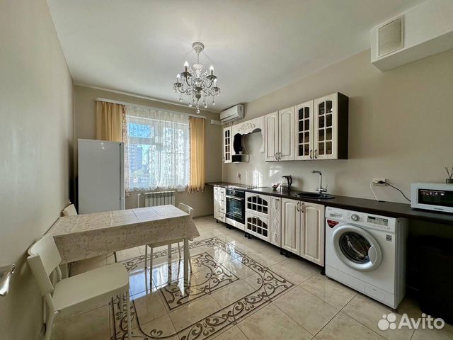 

2-к. квартира, 66 м², 2 кровати