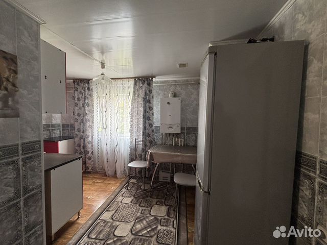 

3-к. дом, 200 м²