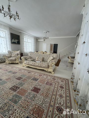 

3-к. коттедж, 200 м²