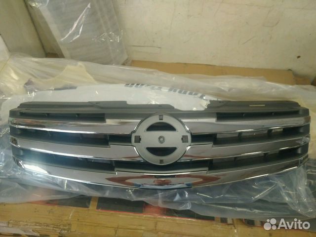 Решетка радиатора Nissan Almera G15