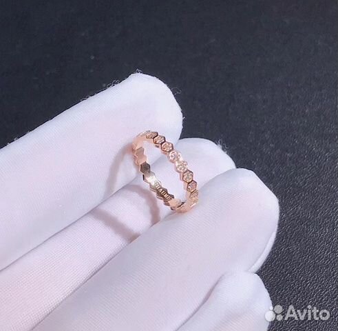 Золотое кольцо с бриллиантами