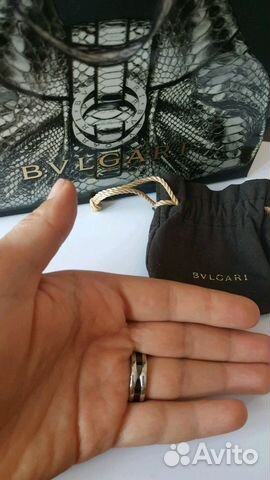 Кольцо Bvlgari, серебро, черная керамика. Оригинал Кольцо Bvlgari, серебро, черная керамика. Оригинал