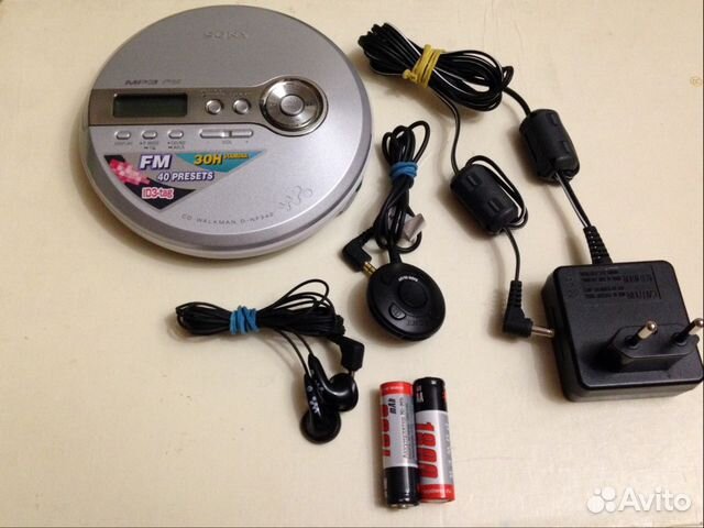 MP3 плеер Sony Walkman D-NF340