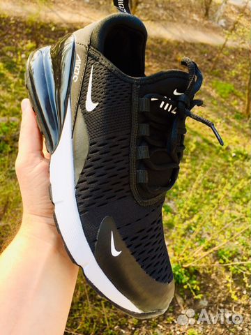 Кроссовки Nike Air 270 Кроссовки Nike Air 270