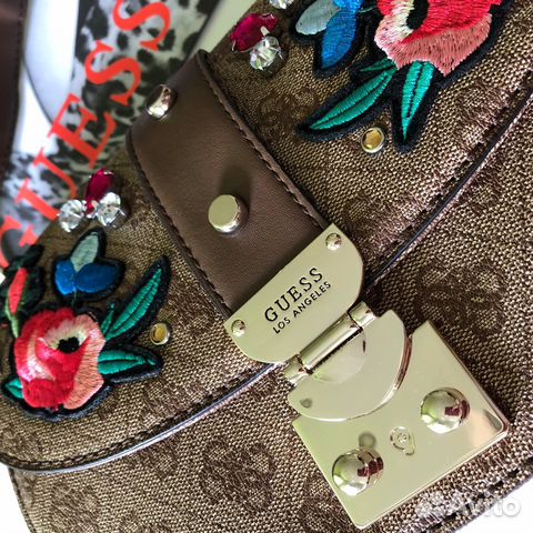 Новая сумка кроссбоди guess оригинал Новая сумка кроссбоди guess оригинал