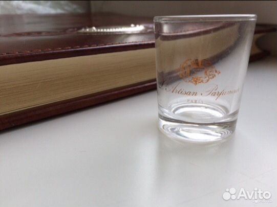 Стеклянный подсвечник стопка ILe Bourbon Paris Стеклянный подсвечник стопка ILe Bourbon Paris