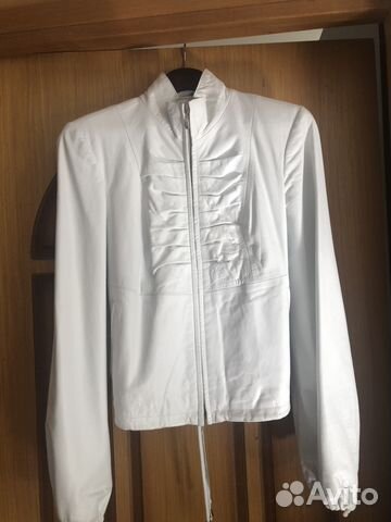 Куртка кожаная белая размер 42-44