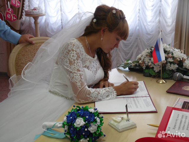 Продам свадебное платье Продам свадебное платье