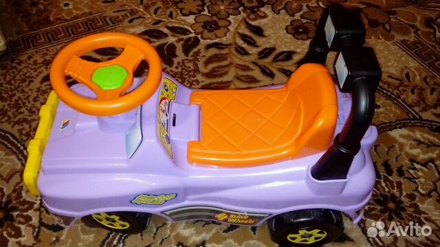 Детская машина (каталка) Детская машина (каталка)