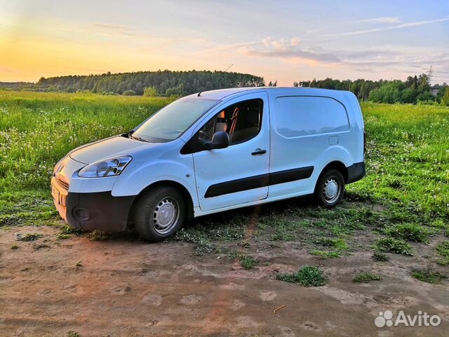 Peugeot partner 1.6 mt. Peugeot partner 2012 фургон.