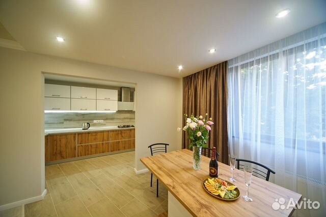 3-к квартира, 130 м², 1/10 эт.