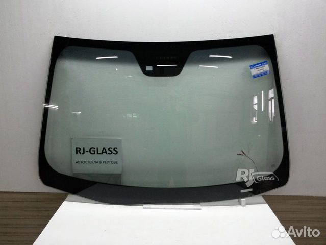 Лобовое стекло на Хендай Соната (2010-14)