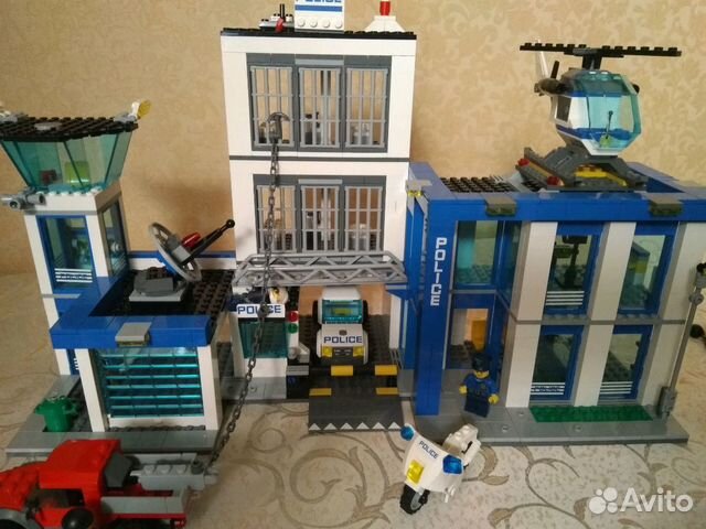 Lego City Полицейский участок Lego City Полицейский участок